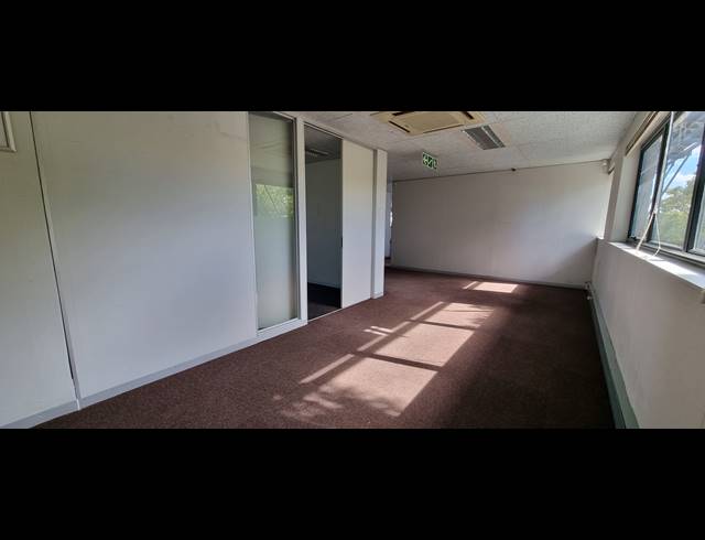 313.50M² OFFICE TO LET IN RANDJESPARK